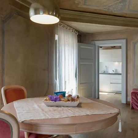 Castelvecchio - Palazzo Canossa Apartament