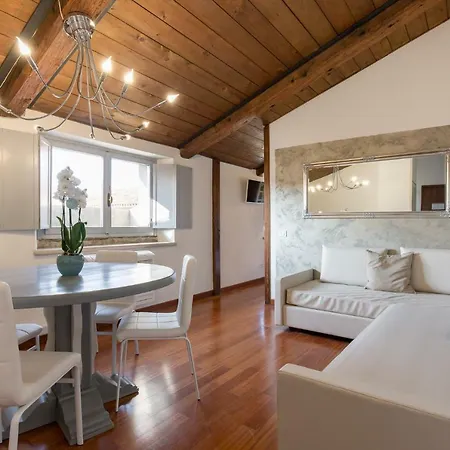 Castelvecchio - Palazzo Canossa Apartament *
