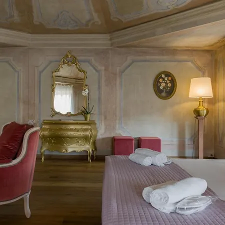 Castelvecchio - Palazzo Canossa Apartment
