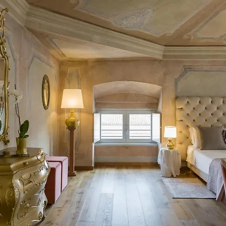 Castelvecchio - Palazzo Canossa Apartment Verona