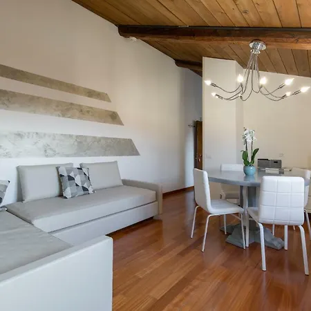Apartment Castelvecchio - Palazzo Canossa *