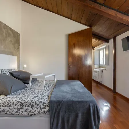 Apartment Castelvecchio - Palazzo Canossa