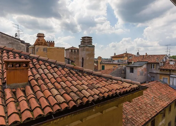 Castelvecchio - Palazzo Canossa *