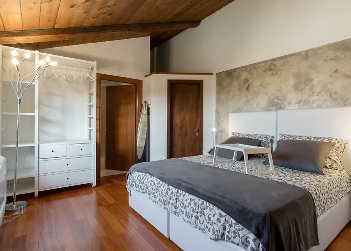 Castelvecchio - Palazzo Canossa