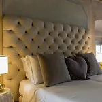 Apartament Castelvecchio - Palazzo Canossa Werona